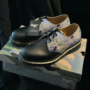 US 8/9: The Bathers 1461- Dr. Martens